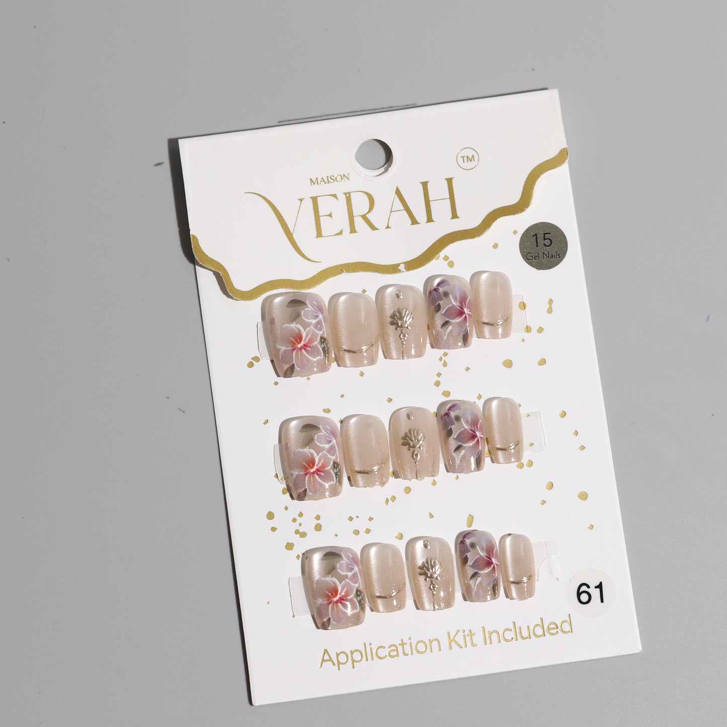 Metallic Gold Hues | Luxury Press On Nails Wholesale | Handmade 3D Nail Art with application kit.