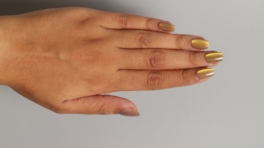 Gold Galaxy | Galaxy Press On Nails Wholesale | Premium Cat Eye Nails with application kit.