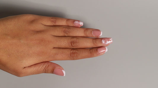 White Flower French | Classic Press On Nails Wholesale | 15pcs Soft Gel Nails